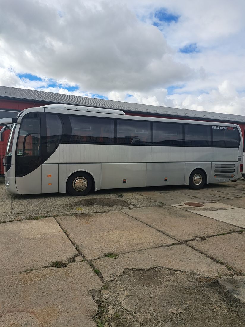 Autobus MAN Lion's Coach