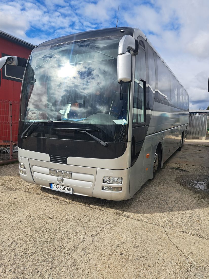 Autobus MAN Lion's Coach